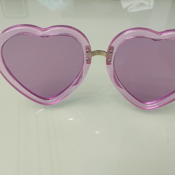 Heart Shaped Sunglasses Adult Sized Pink Rose - Picture 3 of 3